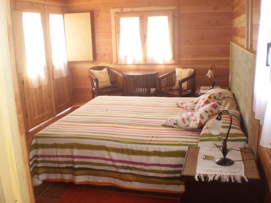 Mas Del Joncar Guest House Sant Pere Pescador Bagian luar foto
